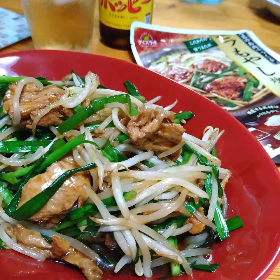 大豆のお肉でつくるニラもやし炒め|とまと🍅さん