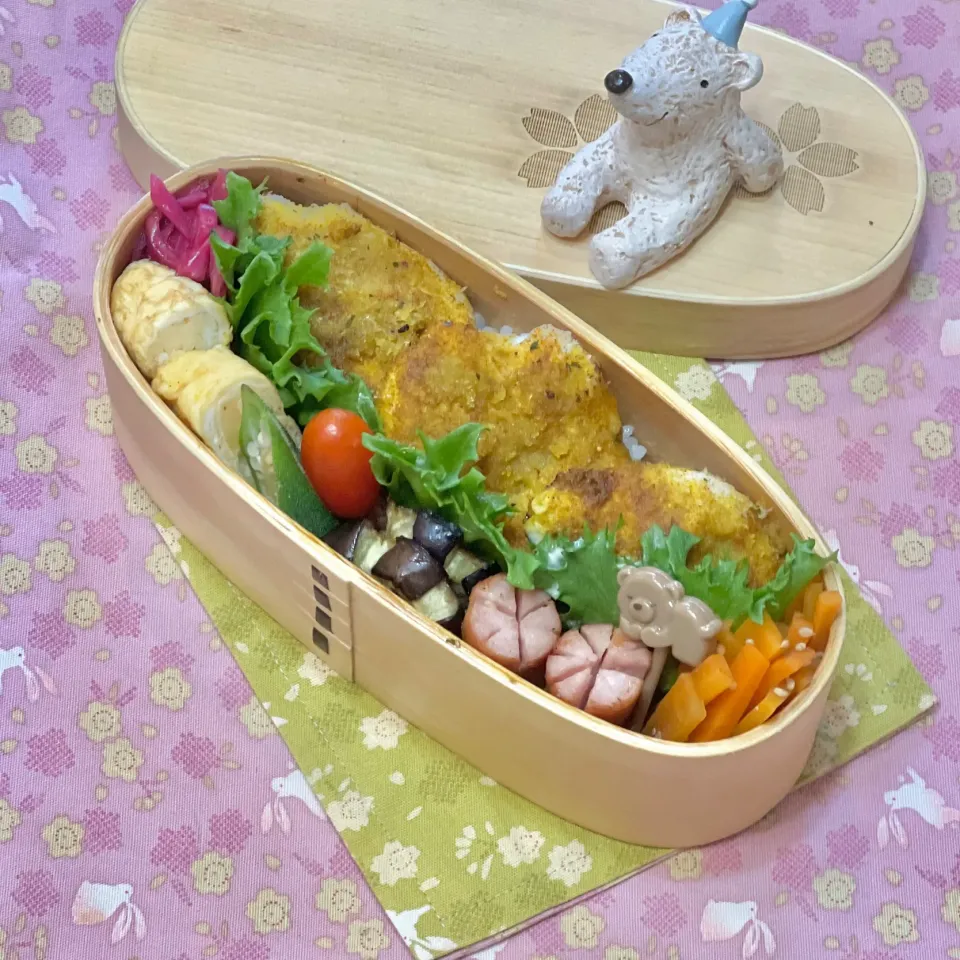 胸肉のカレーパン粉焼き☘️の💙ちゃんお弁当　10/3火|sweet homeさん