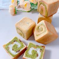 抹茶と栗のキューブ