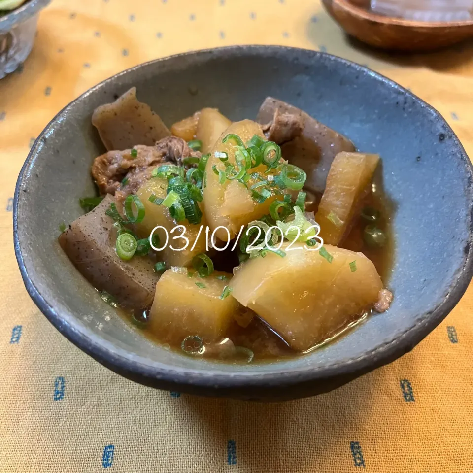 スジコンの味噌煮|友さん