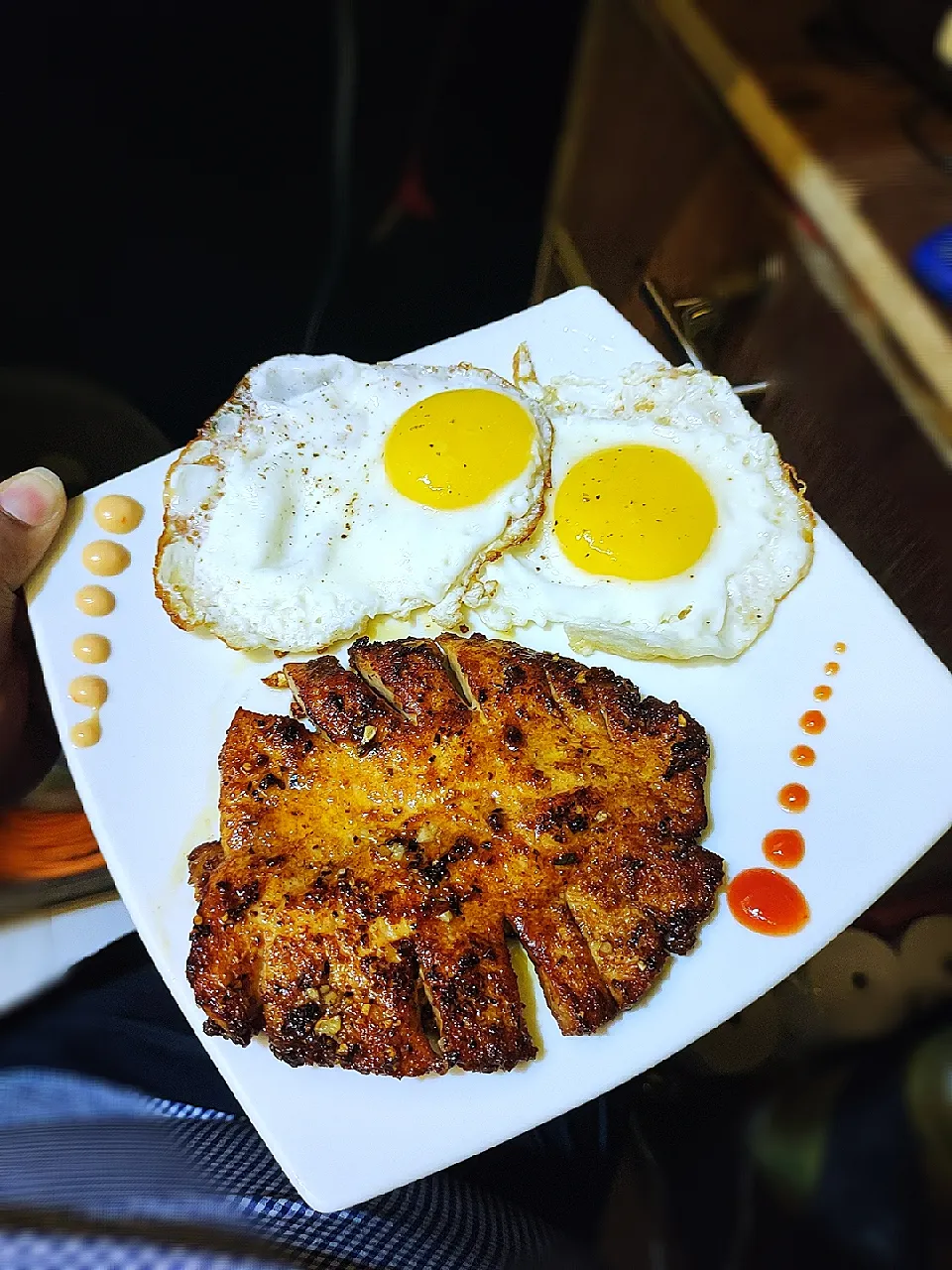 Chicken Steak With Poached Eggs...!!|Cafe Sweet & Savouryさん