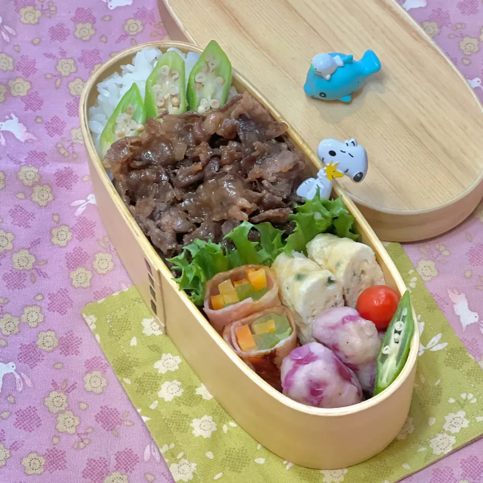 牛コマしぐれ煮・じゃが団子☘️の💙ちゃんお弁当　10/4水|sweet homeさん