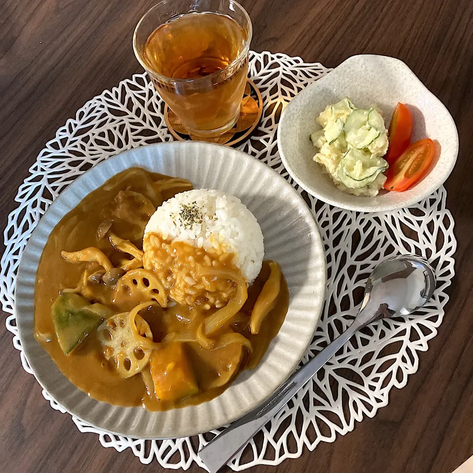 10/4  秋野菜カレー🍛|らぶちあんさん