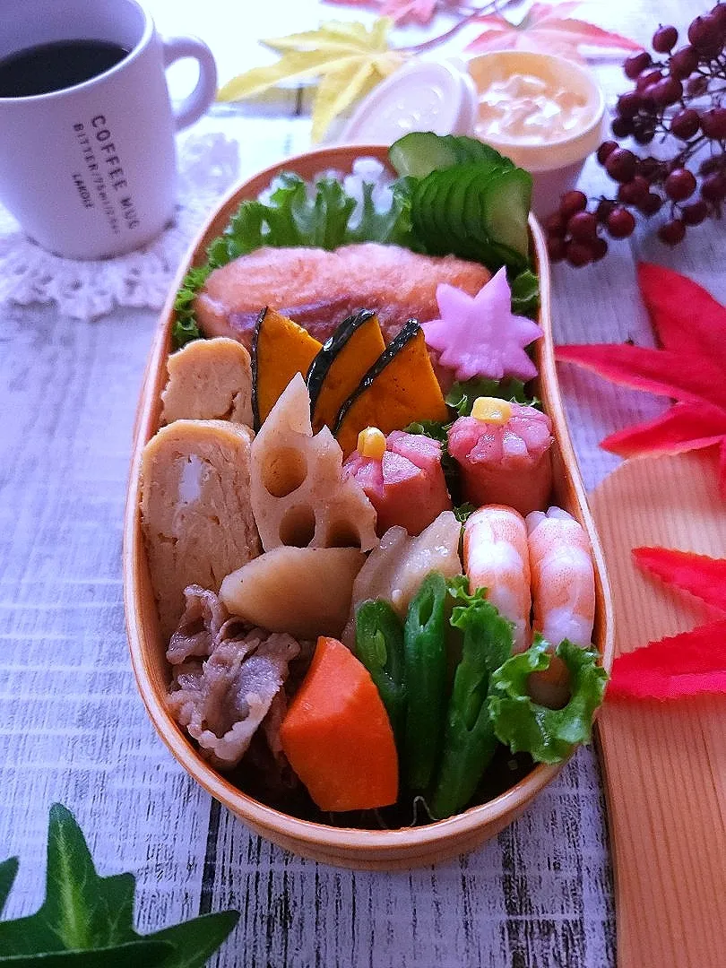 Snapdishの料理写真:秋鮭ムニエル弁当|sugar beansさん