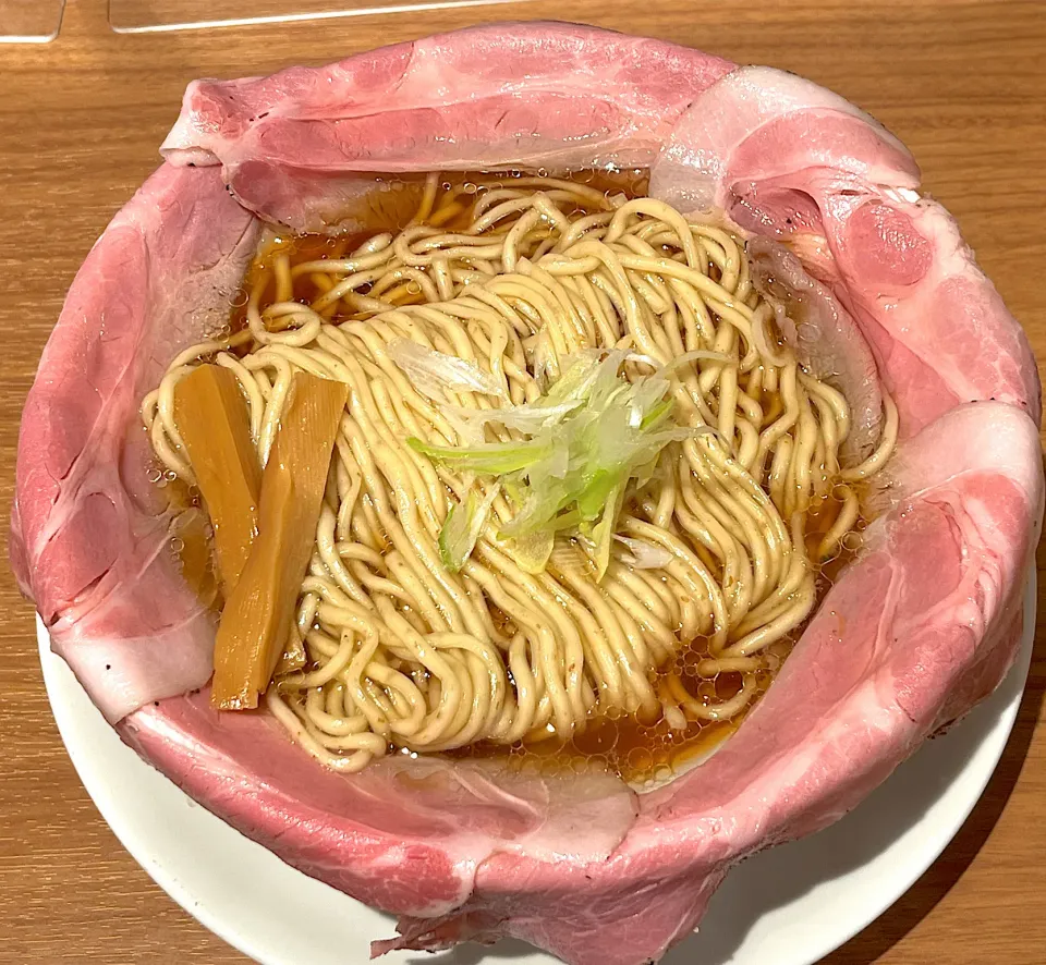 Snapdishの料理写真:関西だし醤油ラーメン　ピストル|ゆうじ.さん