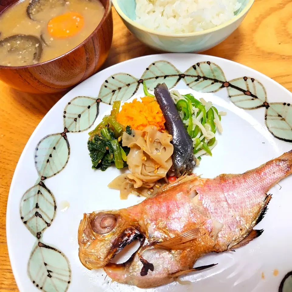 木曜日の朝ごはん🍚|ぽんしきさん