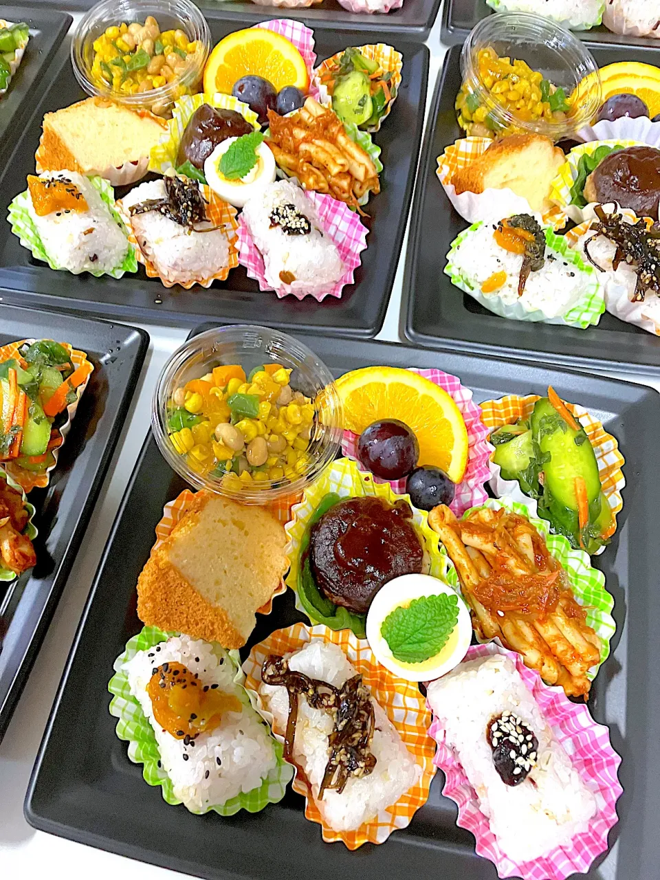 オトナ弁当🍱^ - ^メインは洋食亭お弁当ハンバーグ^ - ^|HAMI69さん