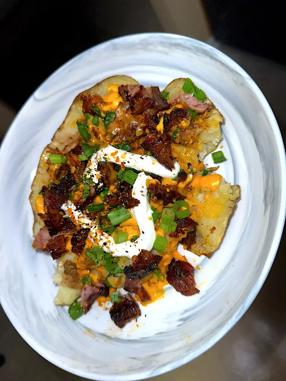 Loaded Cheddar Potato topped with BBQ Beef Ribs|Tawanjaさん