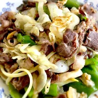 Snapdishの料理写真:ほぼ野菜炒めな和牛使用パスタ|タローさん