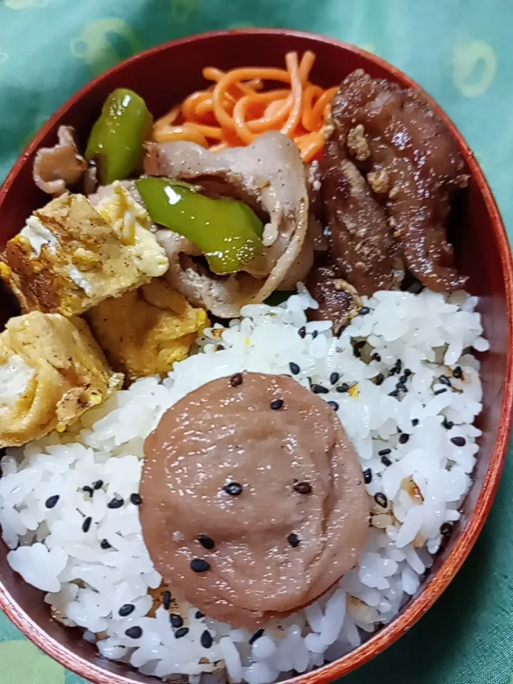 Snapdishの料理写真:高校生男子曲げわっぱ弁当|JUNさん