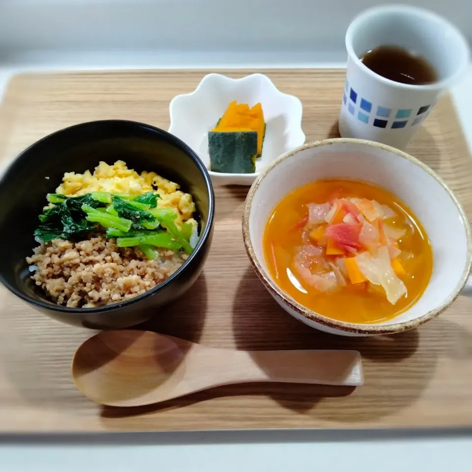 鶏そぼろ
ミネストローネ
かぼちゃの煮物|さちこさんさん