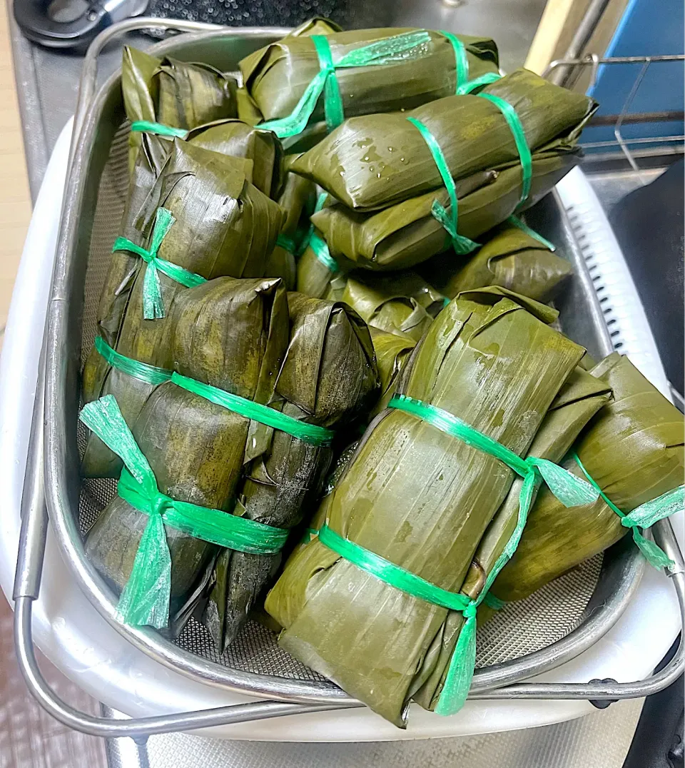 Snapdishの料理写真:Lontong isi oncom|yeni kartikasariさん