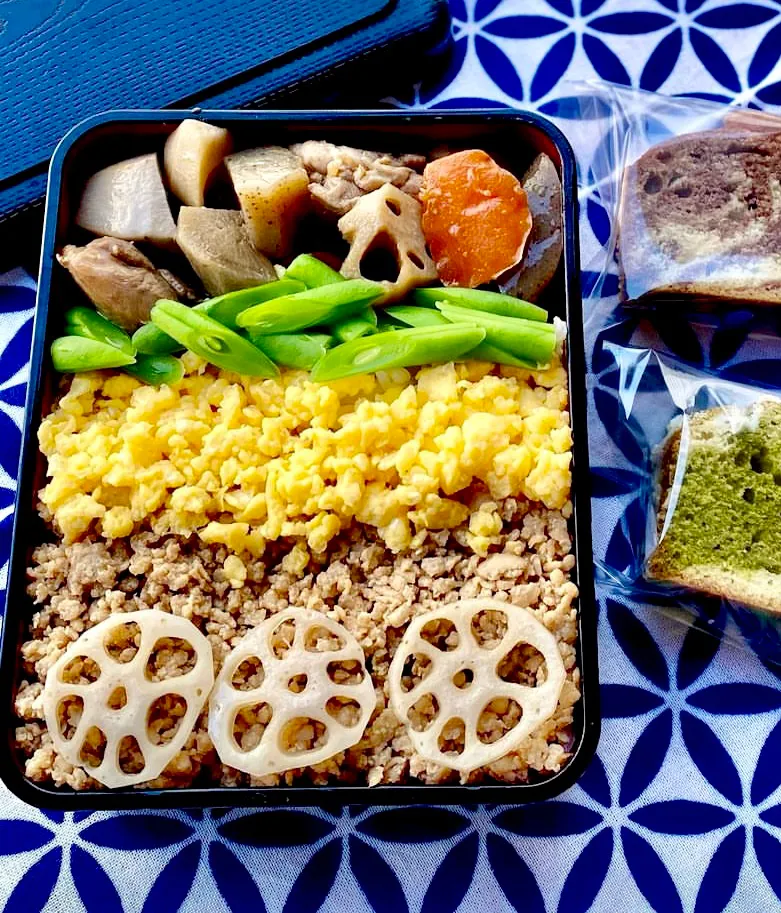 そぼろと根菜の煮物弁当|けいこさん