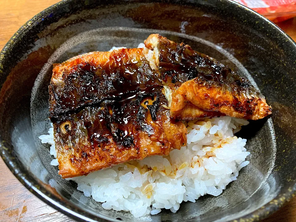 鰻丼|はっちぃさん