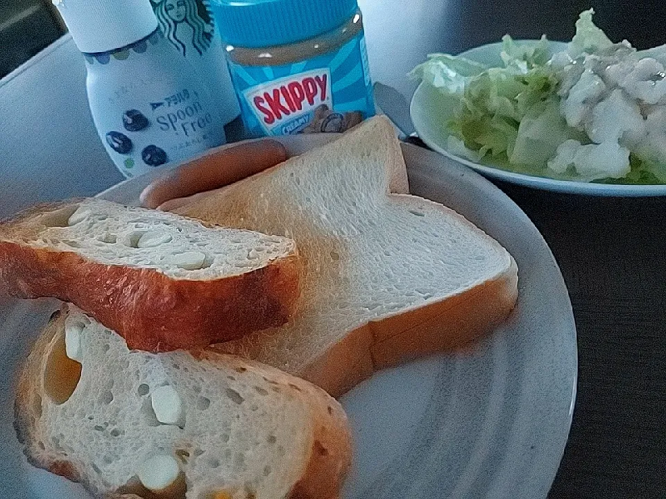 朝ごはん☕🍞🌄|みどりさん