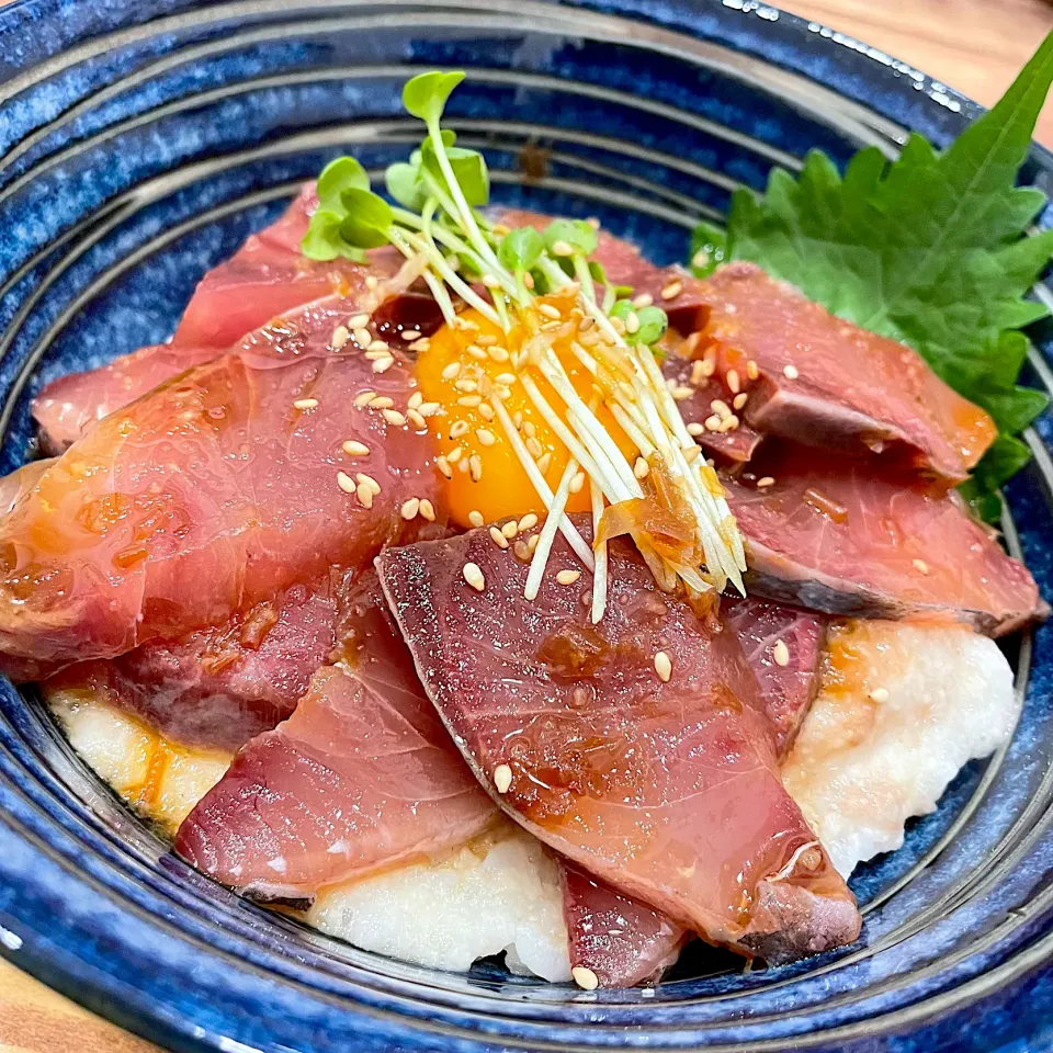 Snapdishの料理写真:ぶりとろろ丼|もやぴさん