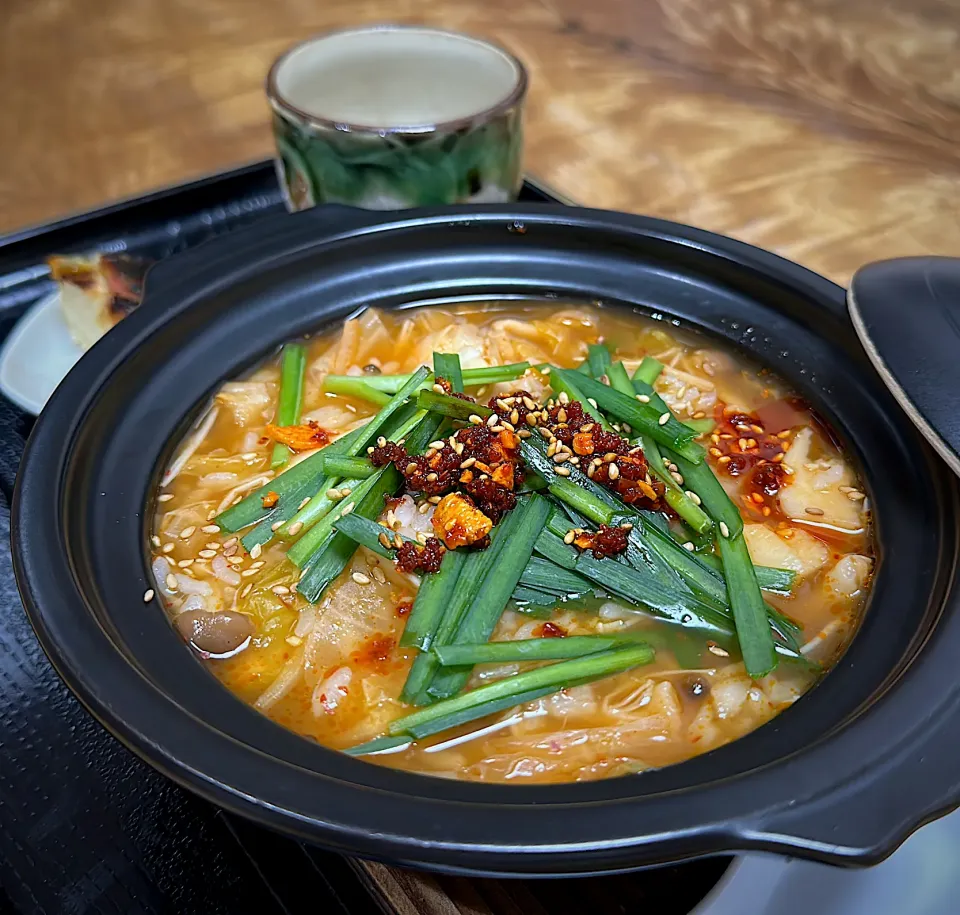 焼肉のタレでキムチキノコ雑炊|くまちゃんさん