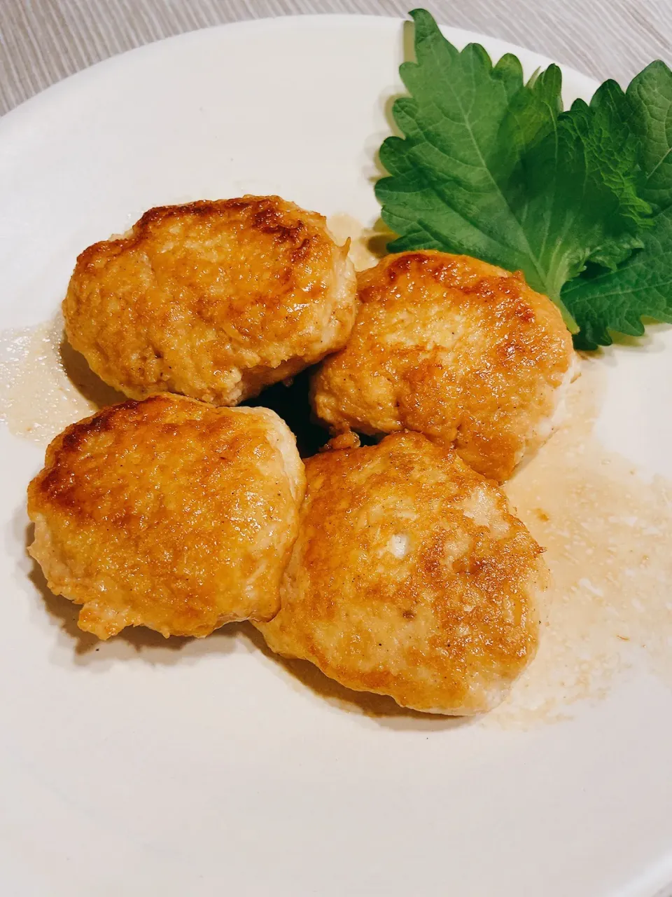 ヘルシー豆腐と鶏ひき肉のつくねバーグ|ももこさん