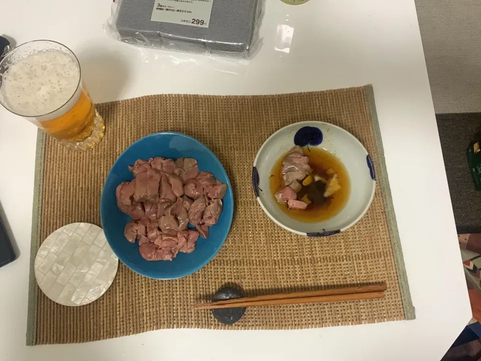 Snapdishの料理写真:鶏レバ刺し|料理人さん