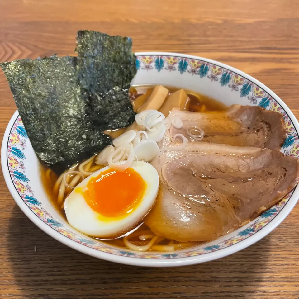 山形名物「鳥中華」で、ラーメン|いがをさん