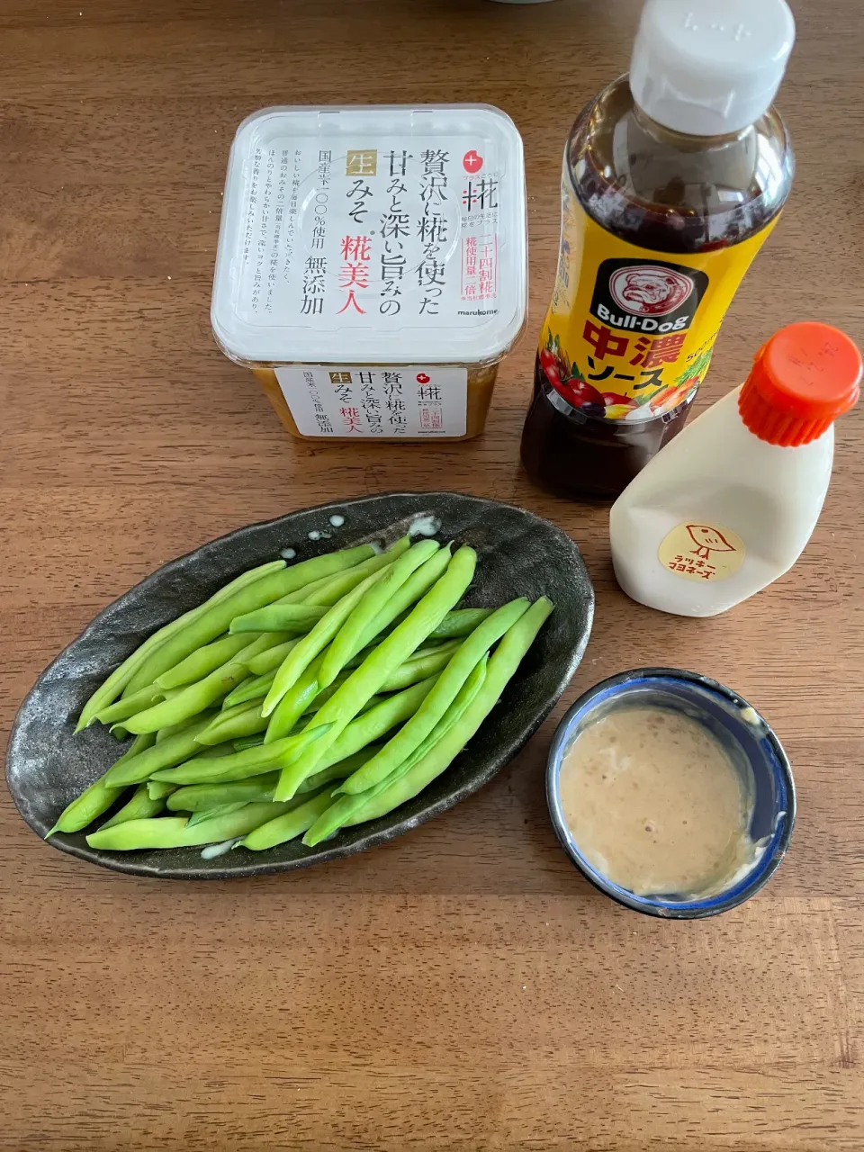 採れたてインゲンの塩茹で　万能味噌マヨちょいソース　隠し味の中濃ソースで旨みアップ|chiiさん