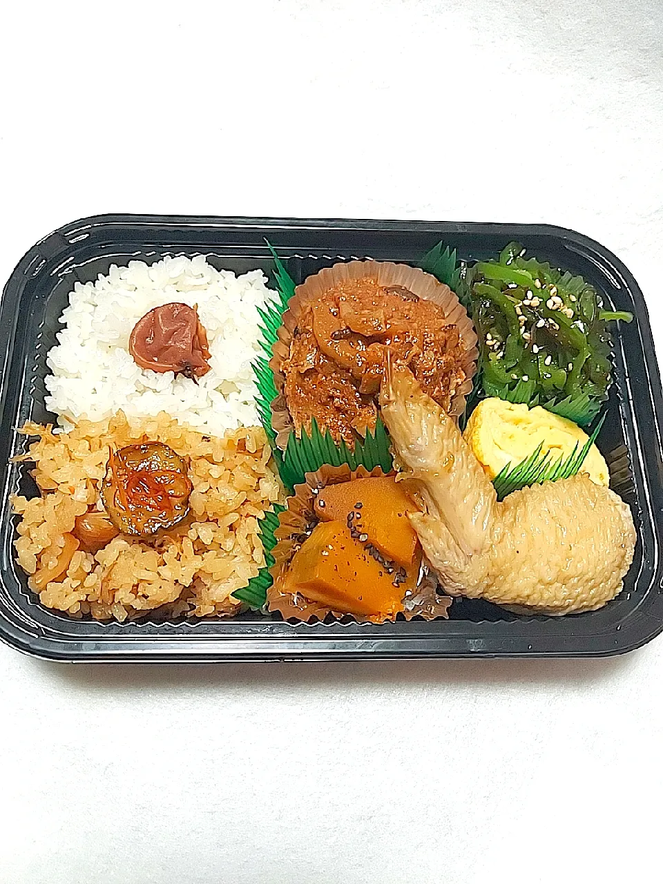 手羽先、ハンバーグ弁当🍱|Keiさん