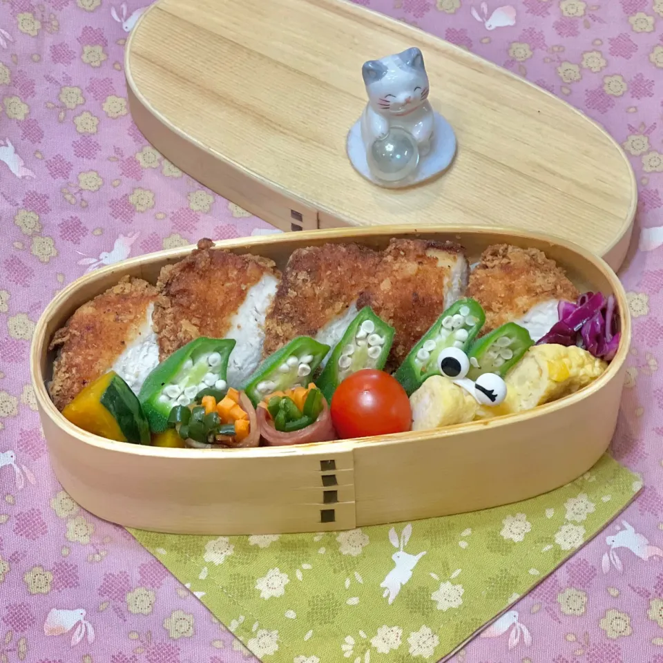 Snapdishの料理写真:チキンカツ🍀の💙ちゃんお弁当　10/11水|sweet homeさん