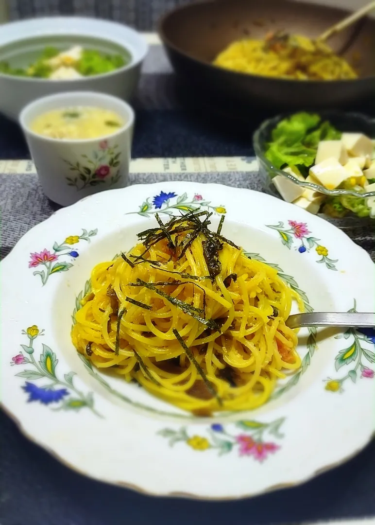 Snapdishの料理写真:S の食卓2さんの料理 🍝高菜と炙り明太子のパスタ和風ソース😋|みったんさん