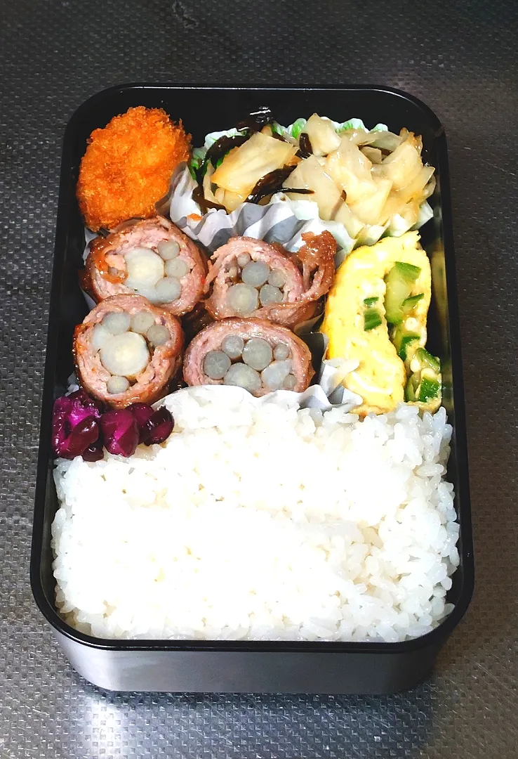 肉巻牛蒡と塩昆布キャベツ弁当|黒川克博さん