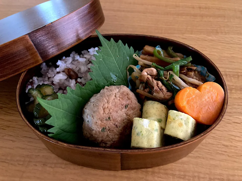 ＊蓮根つくねとニラもやし炒めのお弁当🍱＊|＊抹茶＊さん