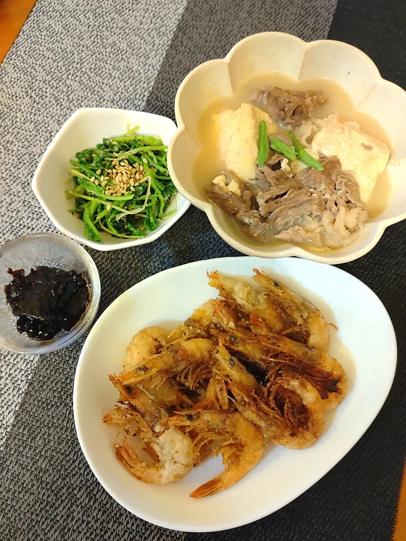 Snapdishの料理写真:☆芝えびの唐揚げ
☆肉豆腐
☆まぶき菜の胡麻和え
☆昆布佃煮|chikakoさん