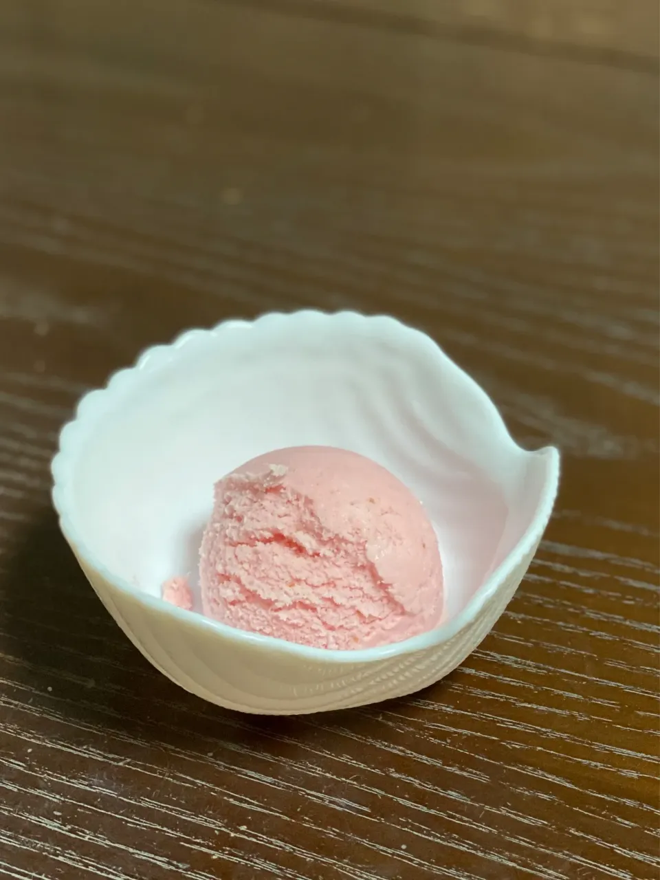 Snapdishの料理写真:イチゴヨーグルトアイス🍓|TOMOさん