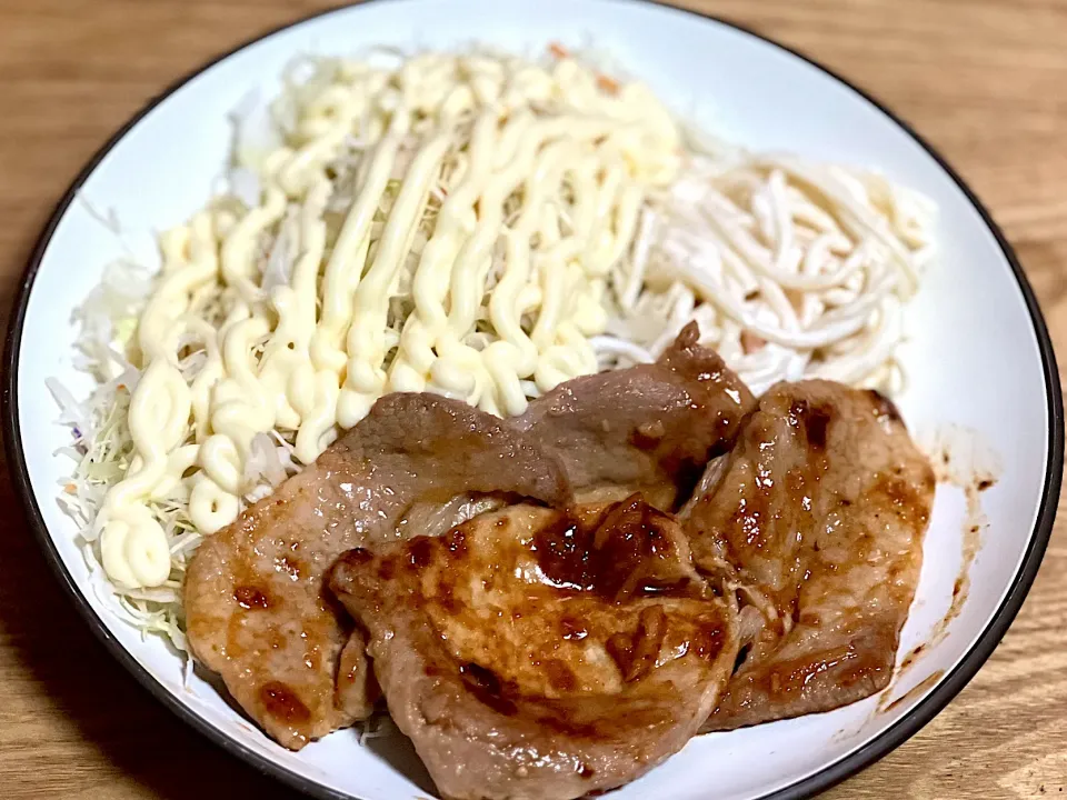 ☆豚ロースしょうが焼き ☆スパゲティサラダ ☆サラダ|まぁたんさん