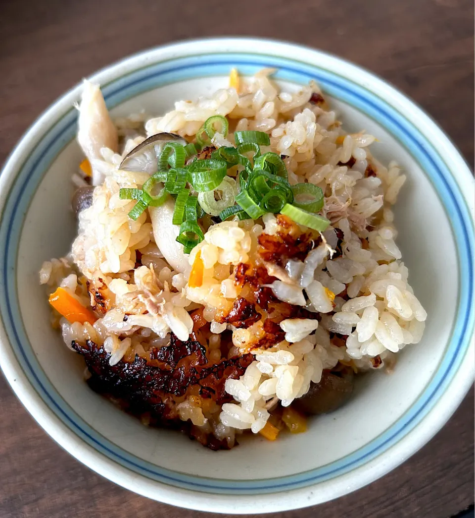 ツナ炊き込みご飯|まっすーさん