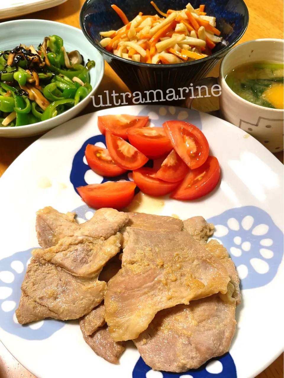 ＊豚肉の味噌漬け焼き、かぼちゃとほうれん草のお味噌汁♪＊|ultramarineさん