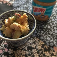 Snapdishの料理写真:さつま芋と鶏胸肉のグリルのデリ風サラダ|じゅんじゅんさん