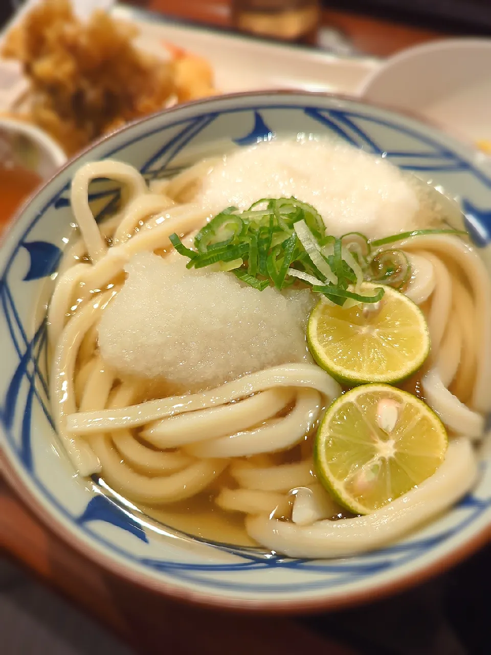 丸亀製麺のすだちおろし冷かけうどん😋
とろろトッピング✨|みぽりん♪さん