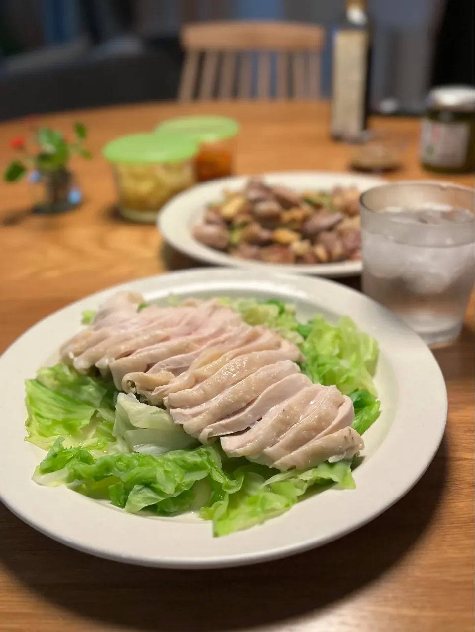 Snapdishの料理写真:10月15日の夕食　鶏ハムサラダ|yoneさん