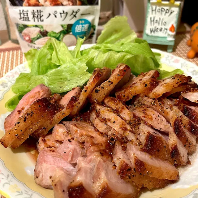 Snapdishの料理・レシピ写真:塩麹パウダーでローストポーク｜これぞ令和の“こうじ革命”！あらゆる食材にかけたくなる、「塩糀パウダー」の衝撃