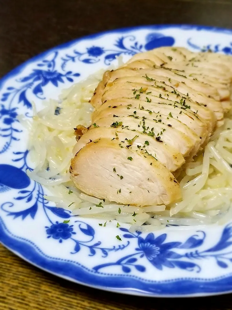 自家製サラダチキンともやしのサラダ|ぱんだのままんさん