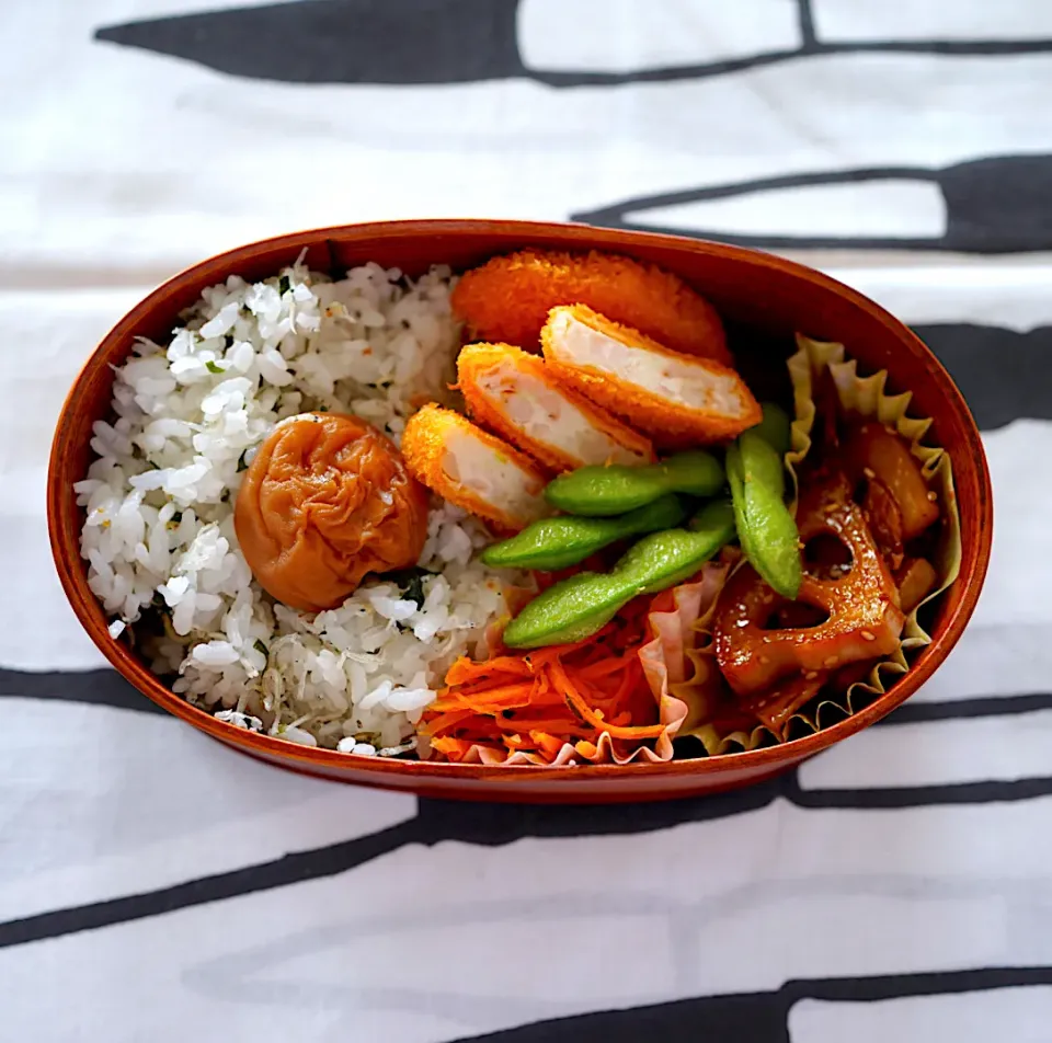 Snapdishの料理写真:お弁当　エビ寄せフライで|Junさん