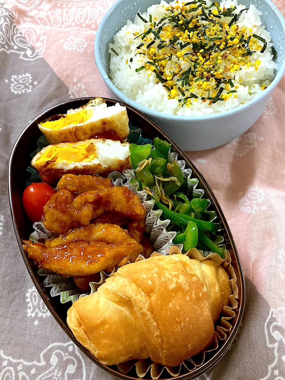 Snapdishの料理写真:ササミのスティック甘辛唐揚げ弁当|SaDaさん