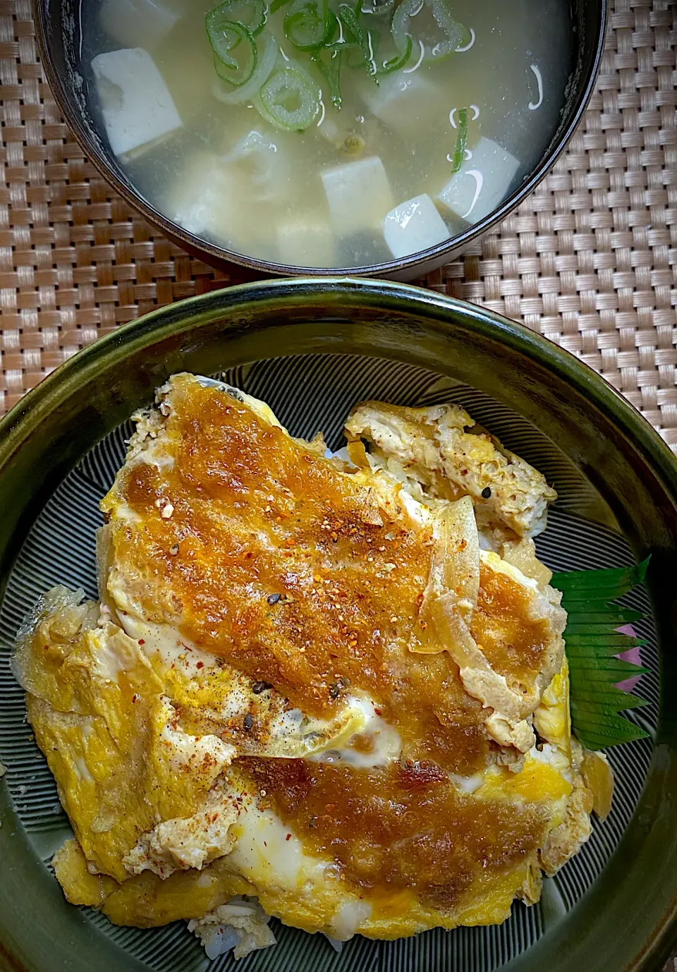 カツ丼|すくらんぶるえっぐさん