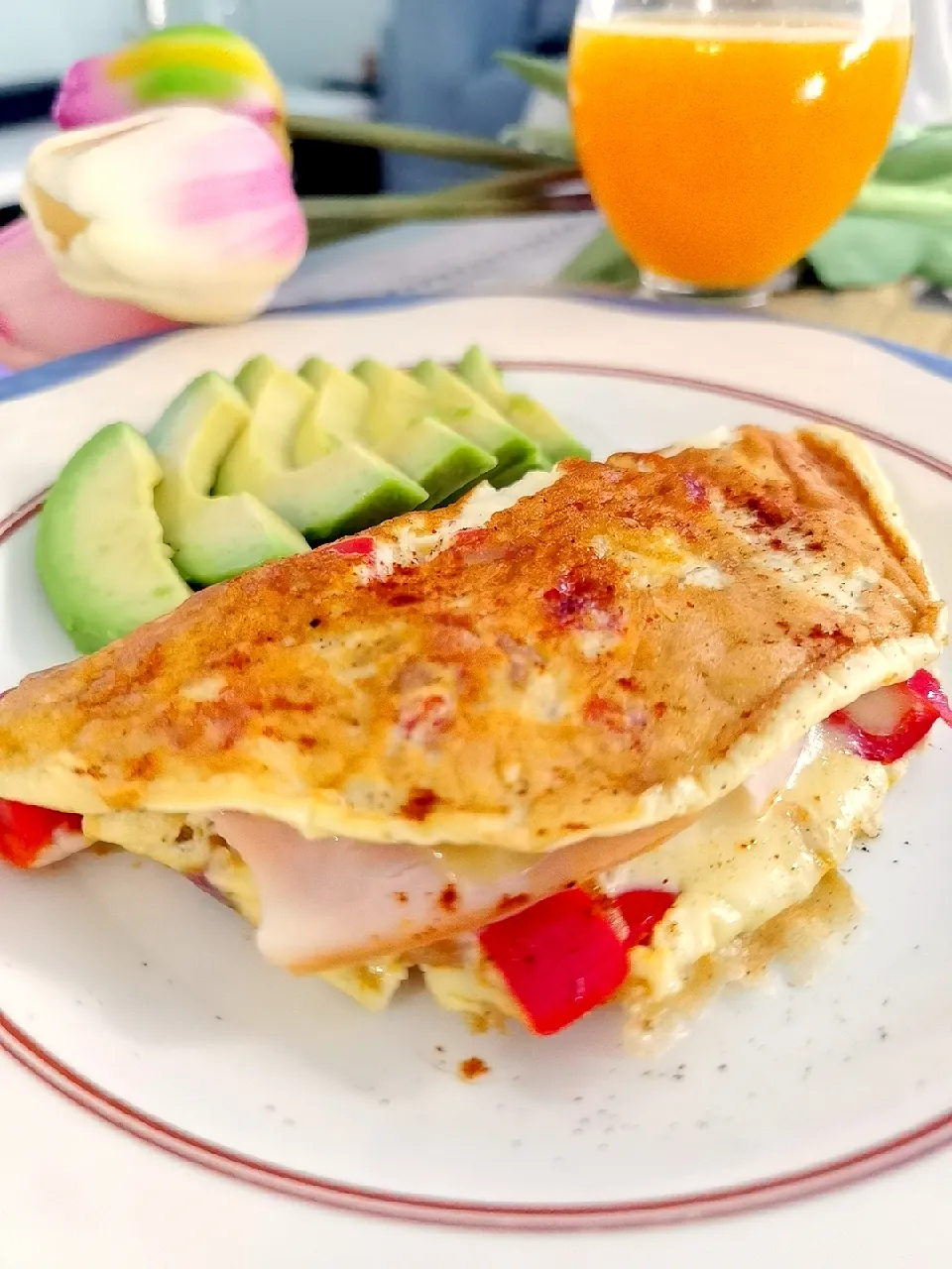 Snapdishの料理写真:Flavorful Fold: Elevating Breakfast with a Perfect Omelette! 🍳|Savorfulindulgeさん