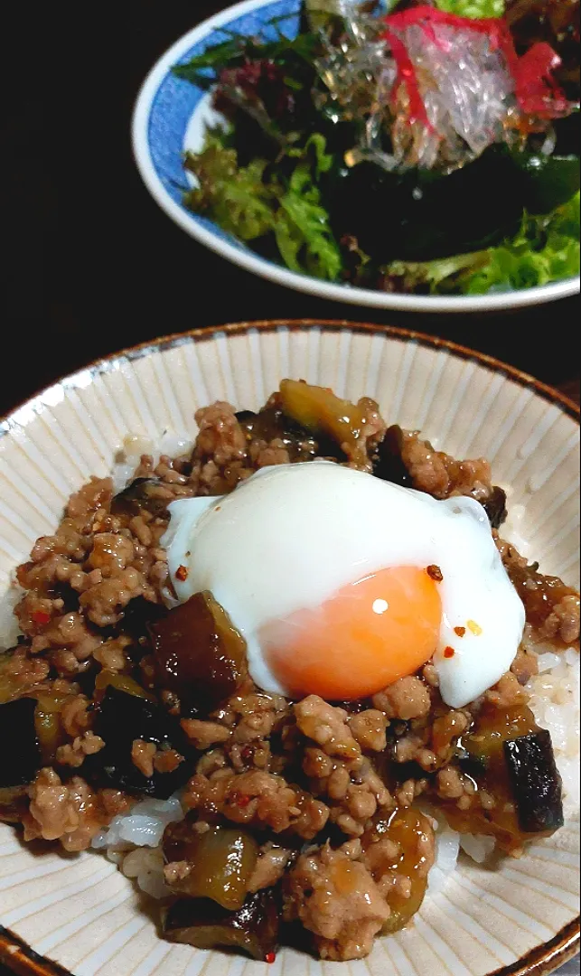 なす丼＆海藻サラダ|きつねさん