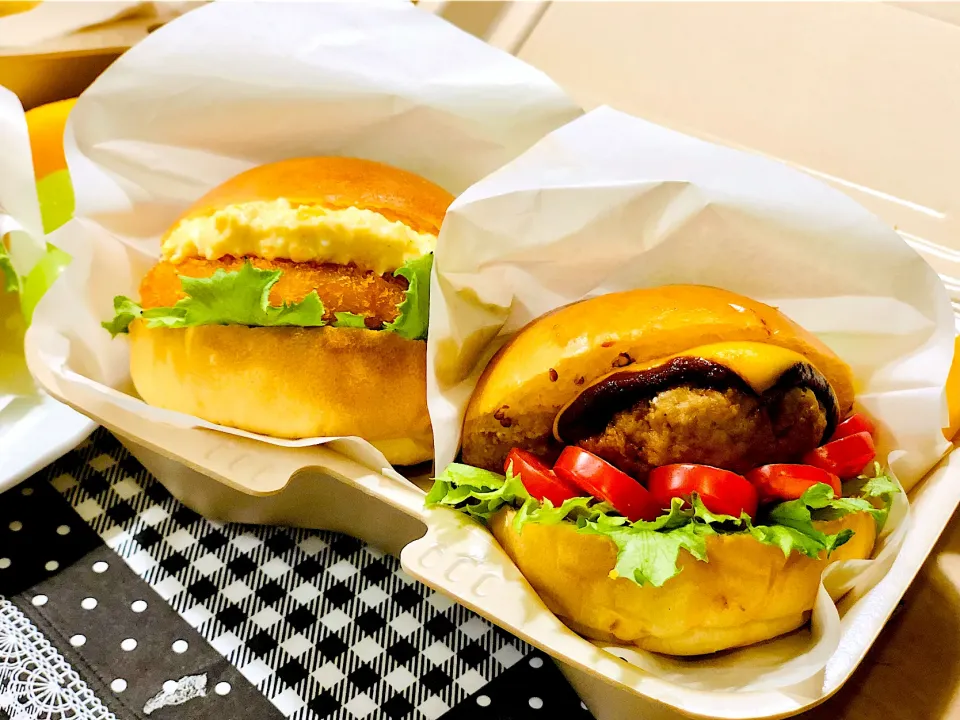 ハンバーガー&エビカツバーガー弁当|1480_kojiさん