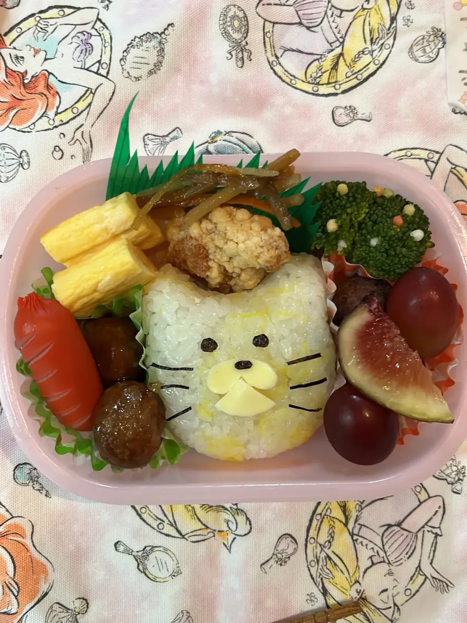 ノラネコぐんだんお弁当|リリさん