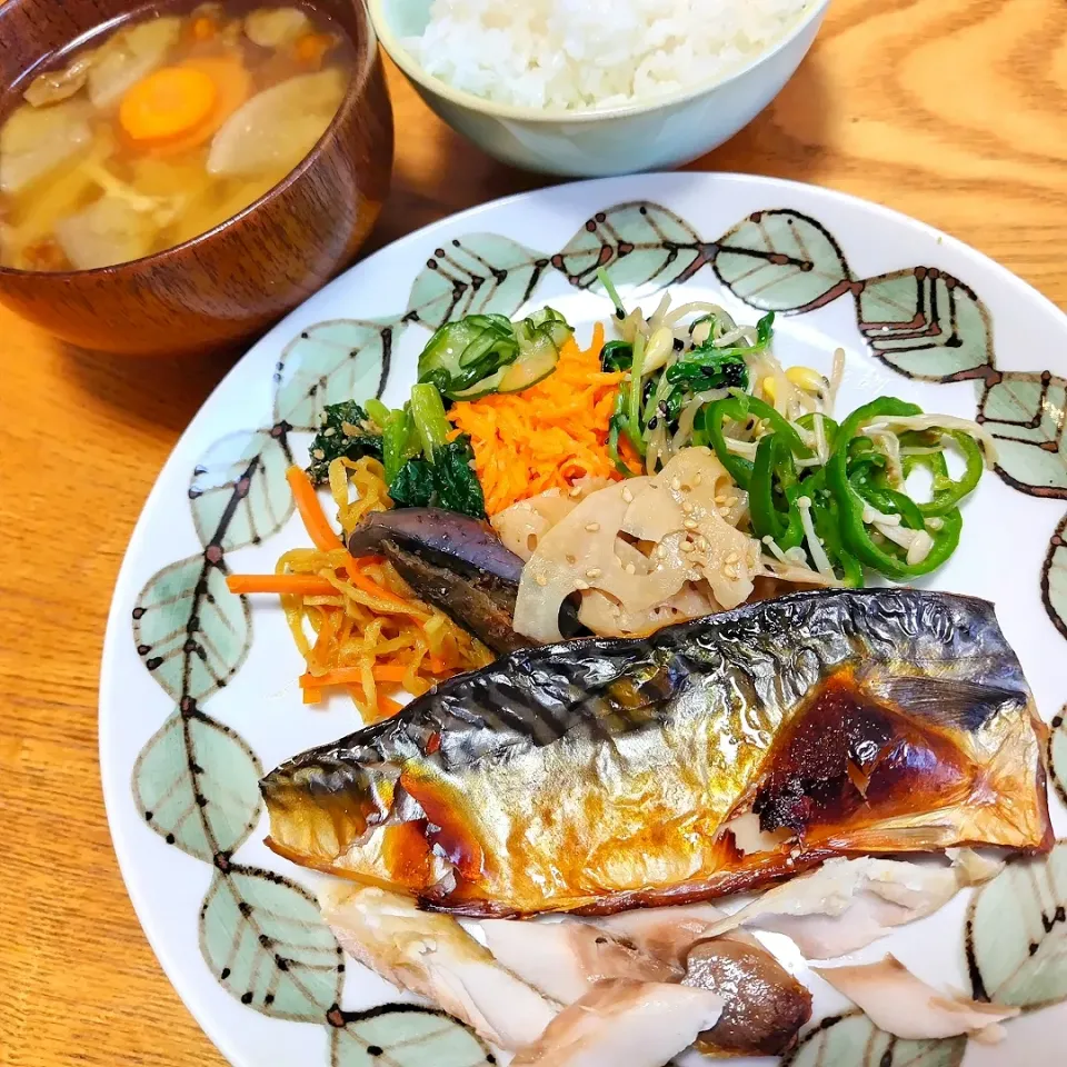 火曜日の朝ごはん🍚|ぽんしきさん