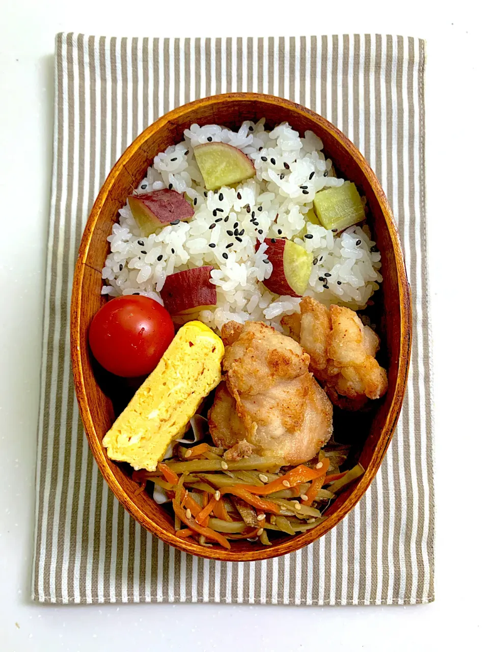 唐揚げ弁当|satoeさん