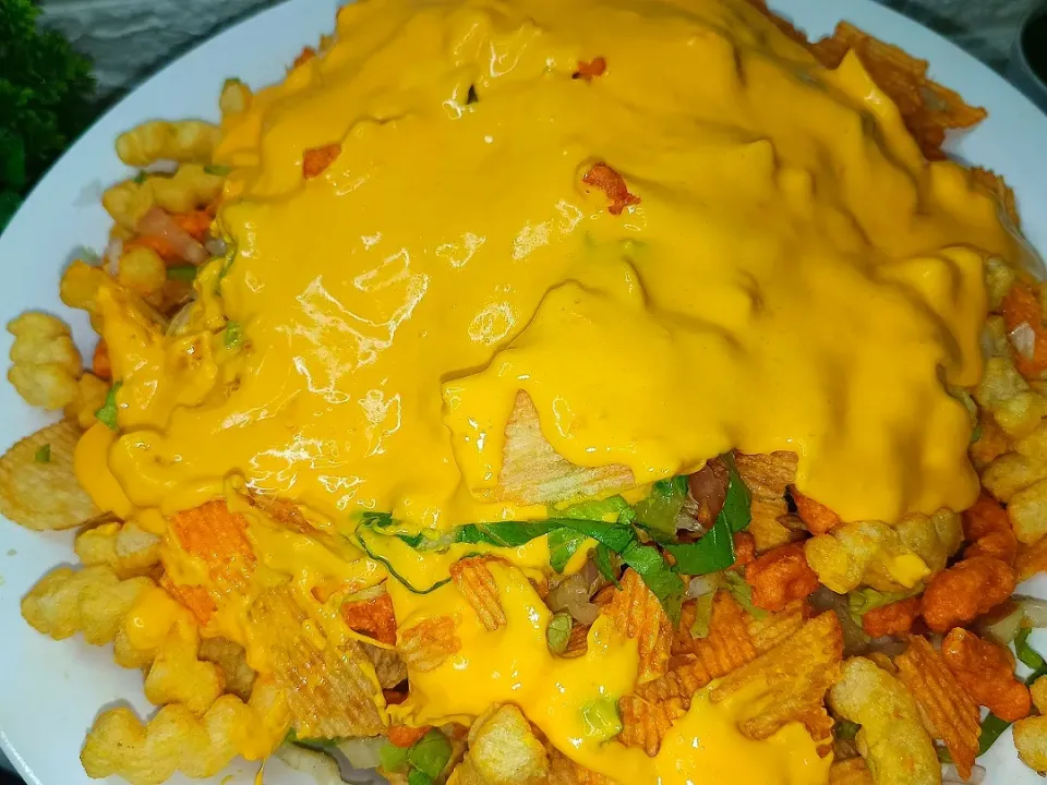 Snapdishの料理写真:chips salad recipe|Henna Cooking Channelさん